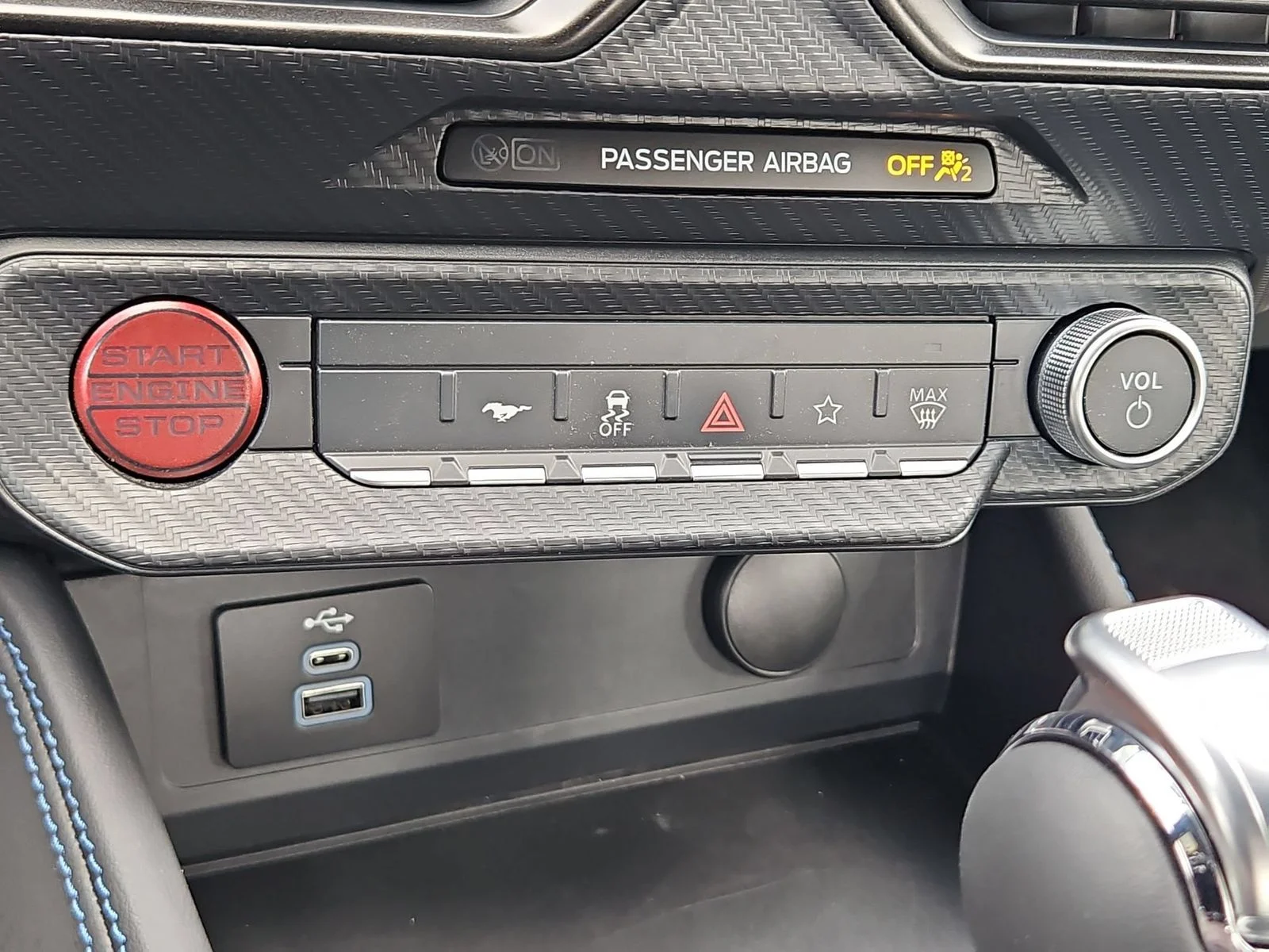 New 2026 Blue Ember Metallic Ford Dark Horse® Premium image 22