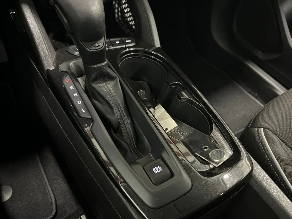 Used 2025 Gray Chevrolet LS image 15