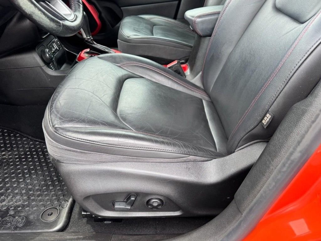 Used 2016 Orange Jeep Trailhawk image 14