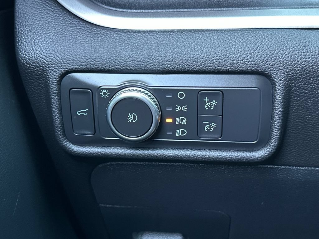 Used 2022 Agate Blackmetallic Ford XLT image 36