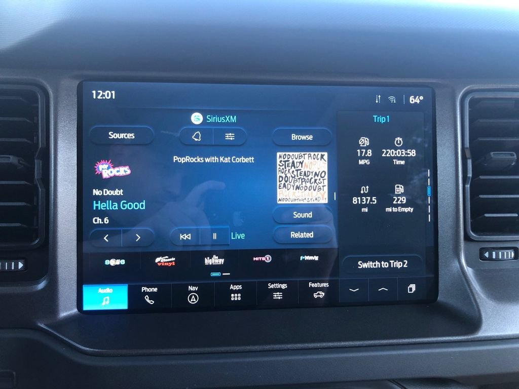 Used 2025 Red Ford Badlands image 21