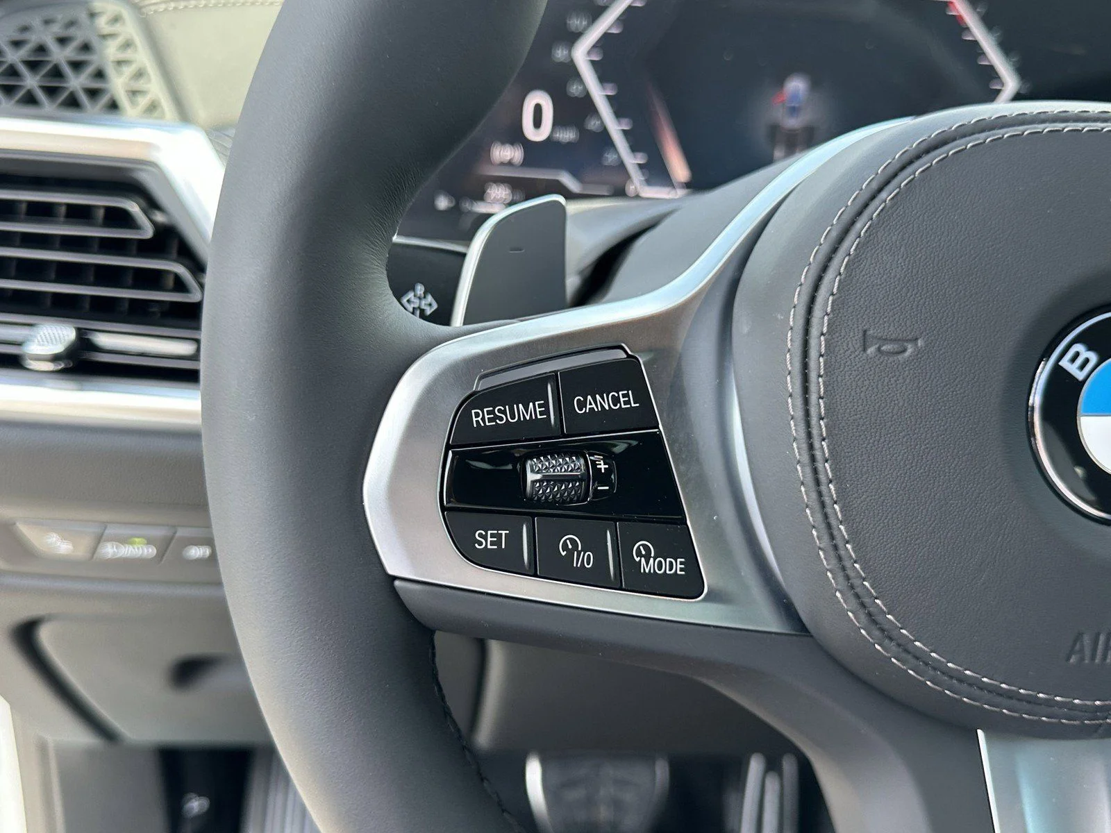 New 2026 Brooklyn Grey Metallic BMW sDrive40i image 30