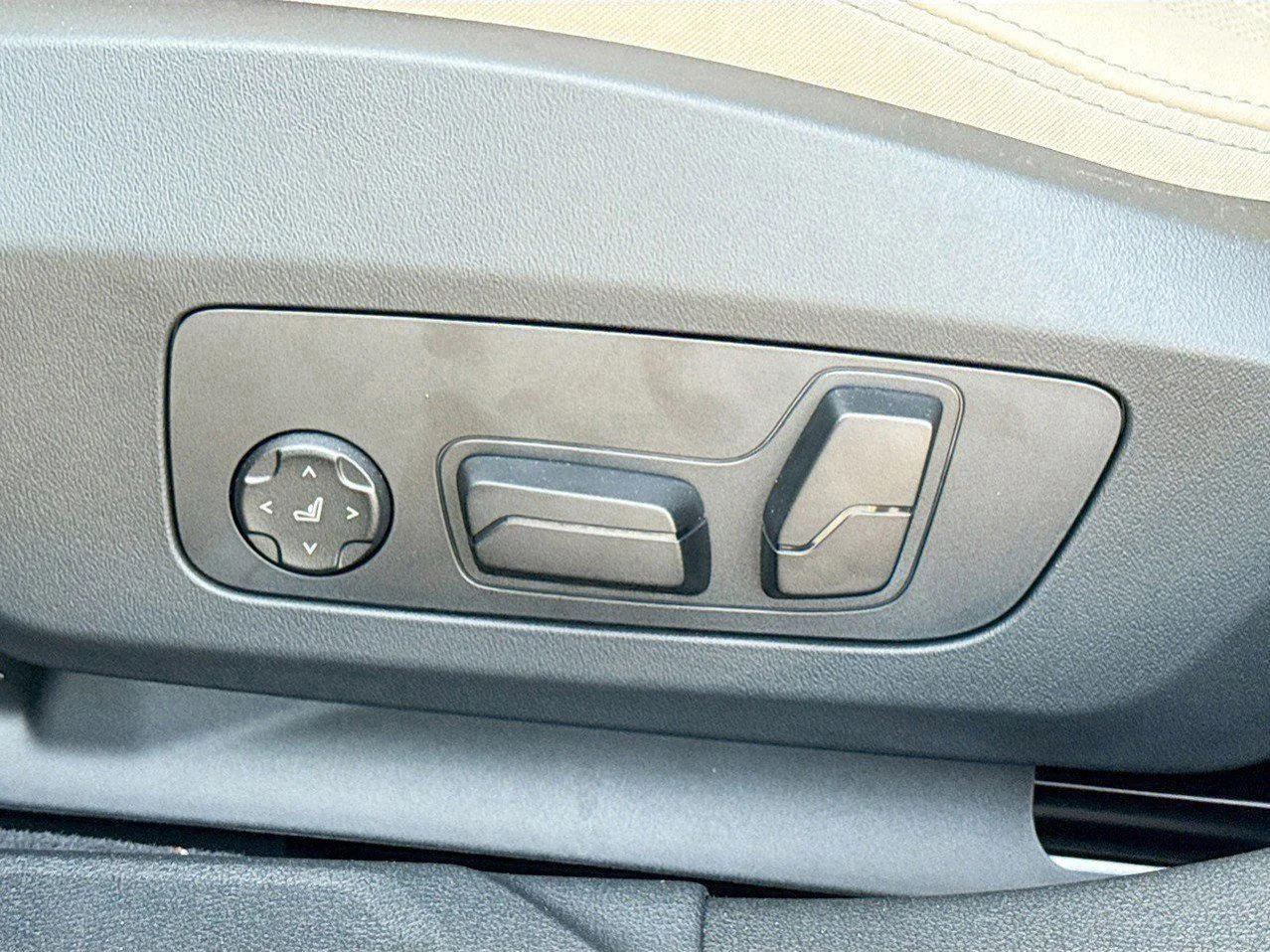 2026 BMW 2 Series 228 - Photo 25