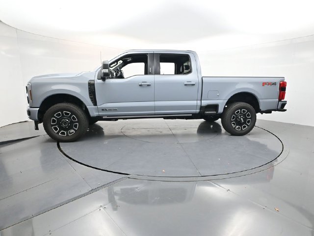 New 2026 Glacier Gray Metallic Tri-Coat Ford F-250® Platinum® image 58