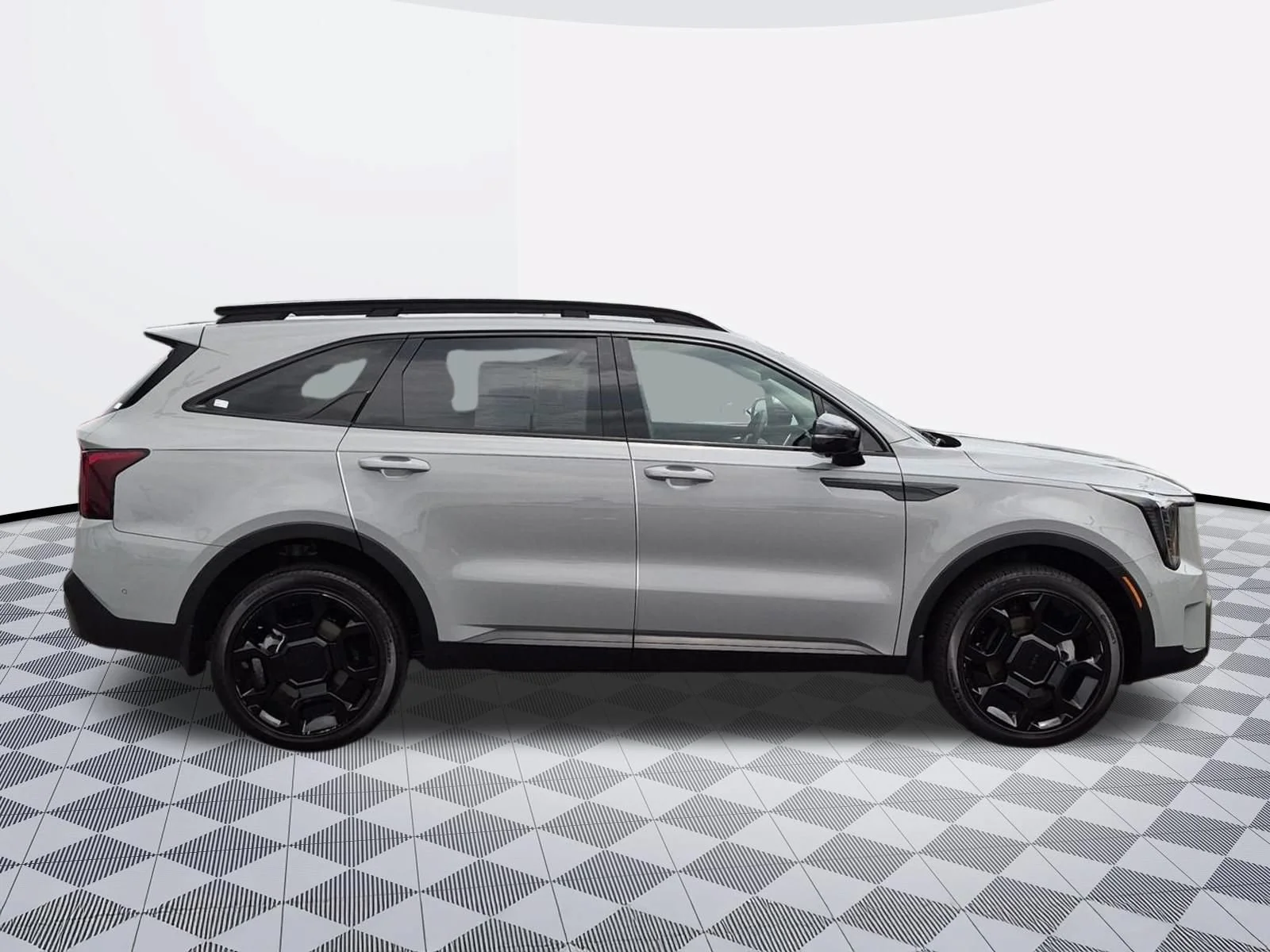 Used 2025 Wolf Gray Kia X-Line SX image 8
