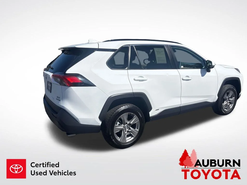 Certified Used 2023 Ice Cap Toyota XLE image 6