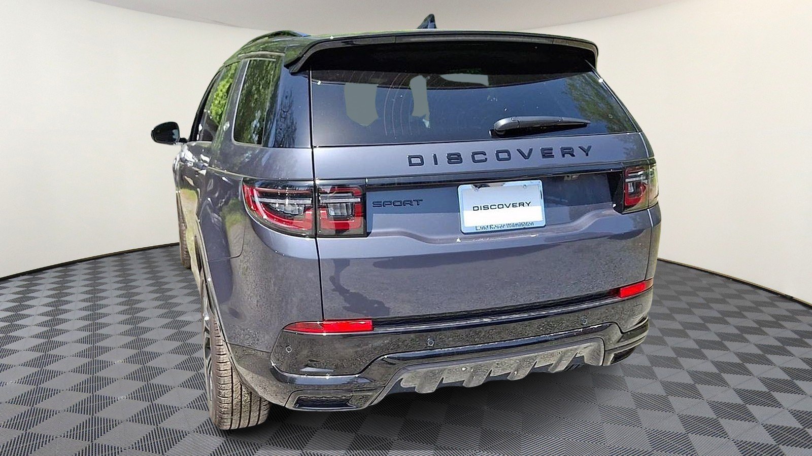 New 2026 Varesine Blue Metallic - 1EH Land Rover Landmark image 7