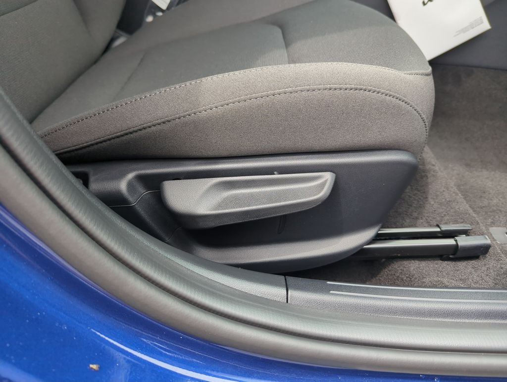 New 2026 Deep Sea Blue Kia LXS image 36