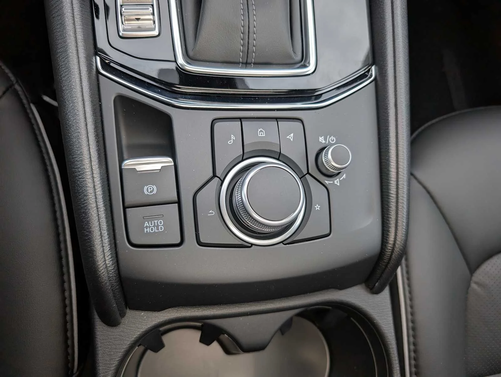 2025 Mazda CX-5 S Select Package - Photo 25
