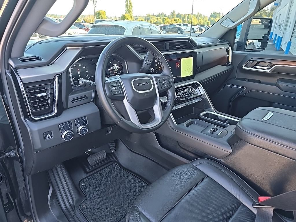 2025 GMC Sierra 3500HD Denali - Photo 10