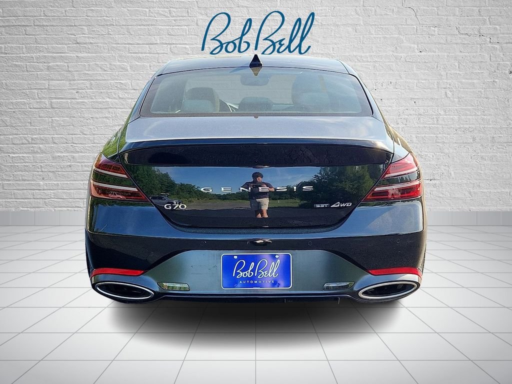 Used 2023 Black Genesis 3.3T image 5