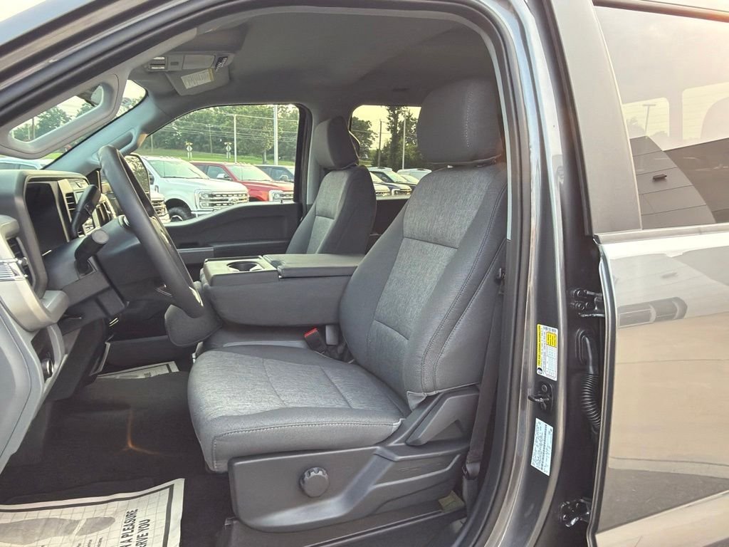 New 2026 Carbonized Gray Metallic Ford XL image 9