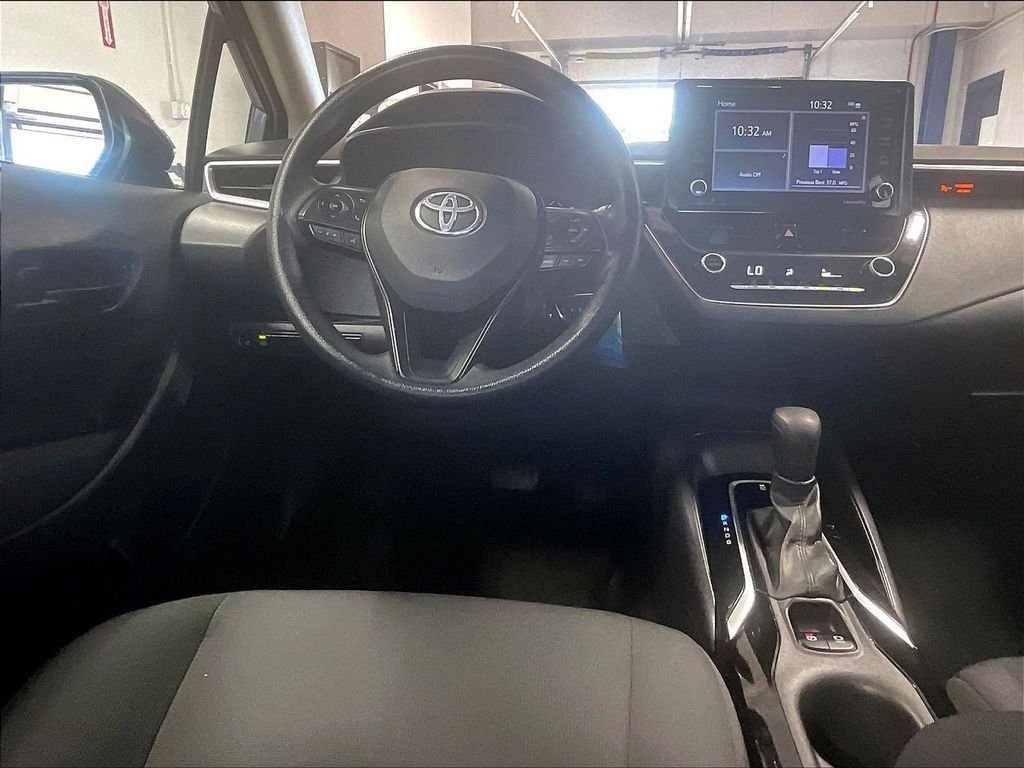 Used 2022 Gray Toyota LE image 17