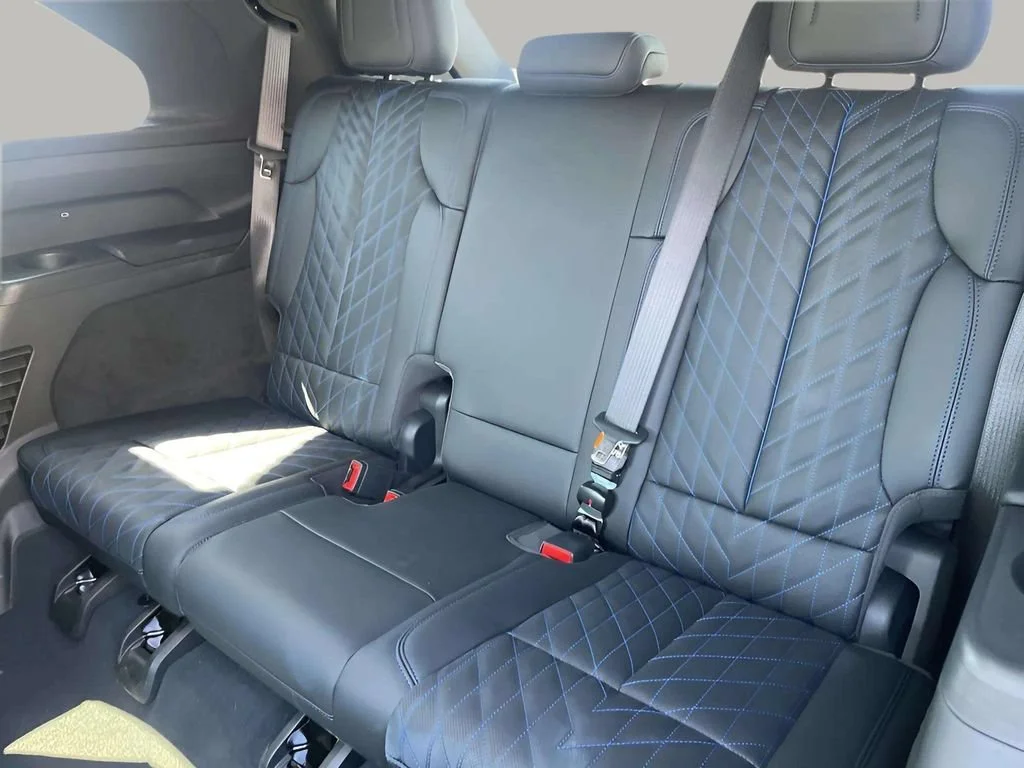 2025 Cadillac Escalade IQ Sport 1 - Photo 36