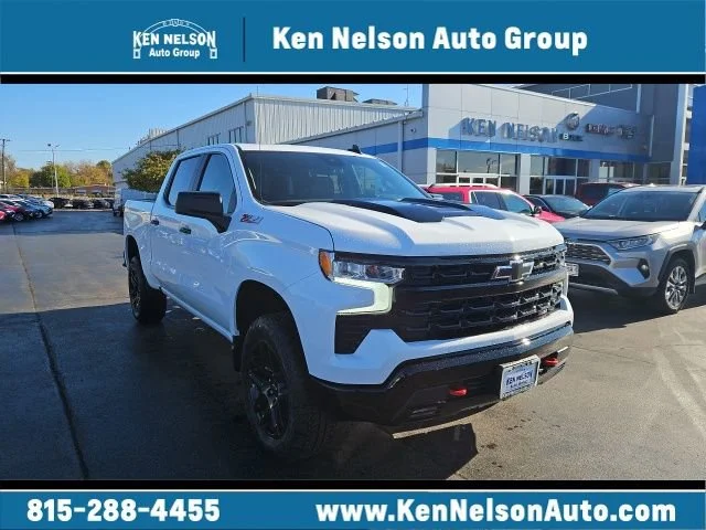 New 2026 Summit White Chevrolet LT Trail Boss image 1