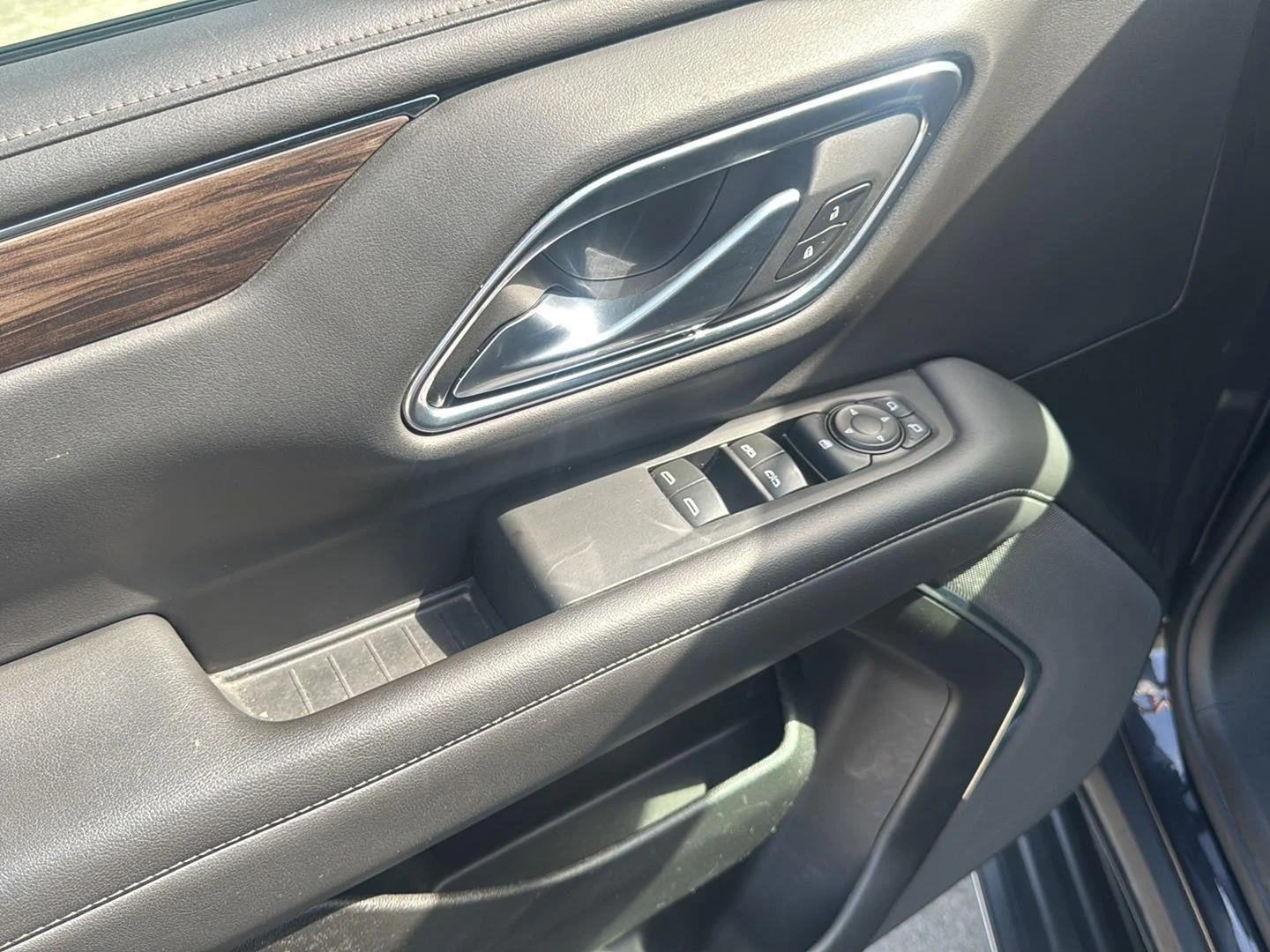 2022 Chevrolet Tahoe LS - Photo 17