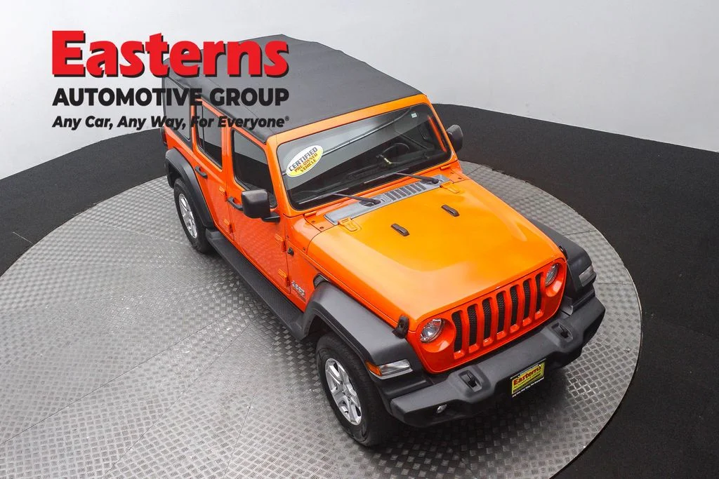 Used 2018 Orange Jeep Unlimited Sport S image 3