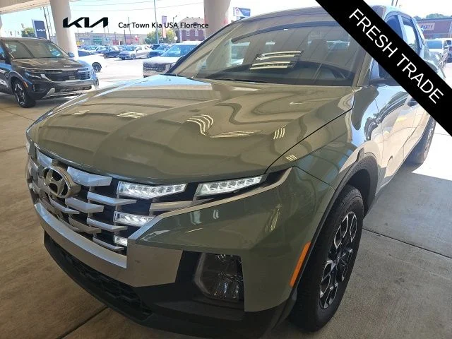 Used 2024 Green Hyundai SEL image 4