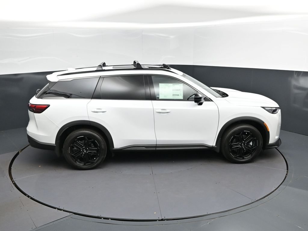 New 2027 RADIANT WHITE INFINITI Sport AWD image 36