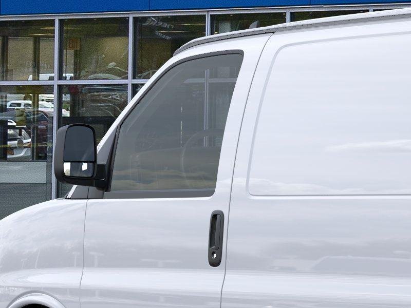 New 2026 Summit White Chevrolet WT image 12