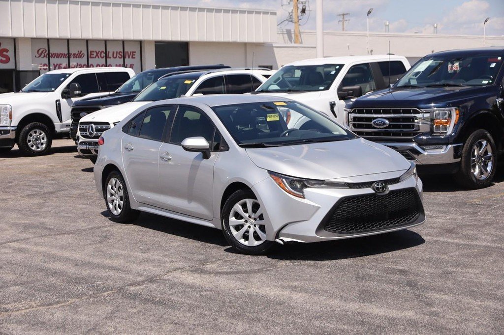 Certified Used 2022 Classic Silver Metallic Toyota LE CVT (Natl) image 2