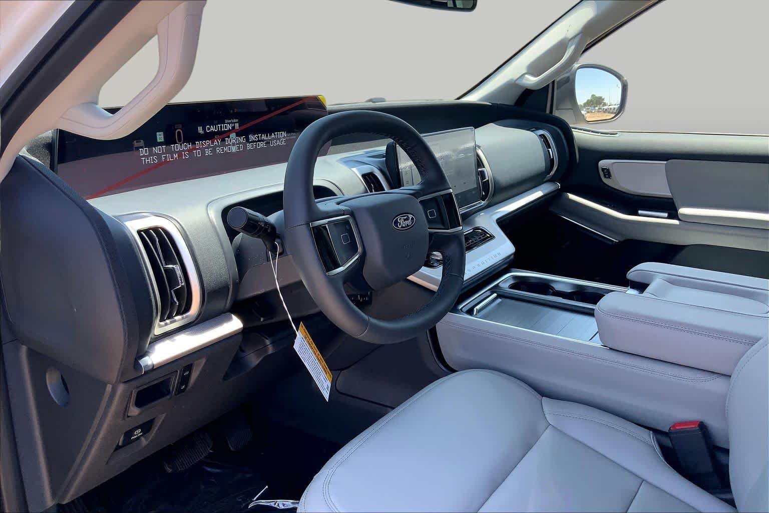New 2026 Oxford White Ford Active image 8