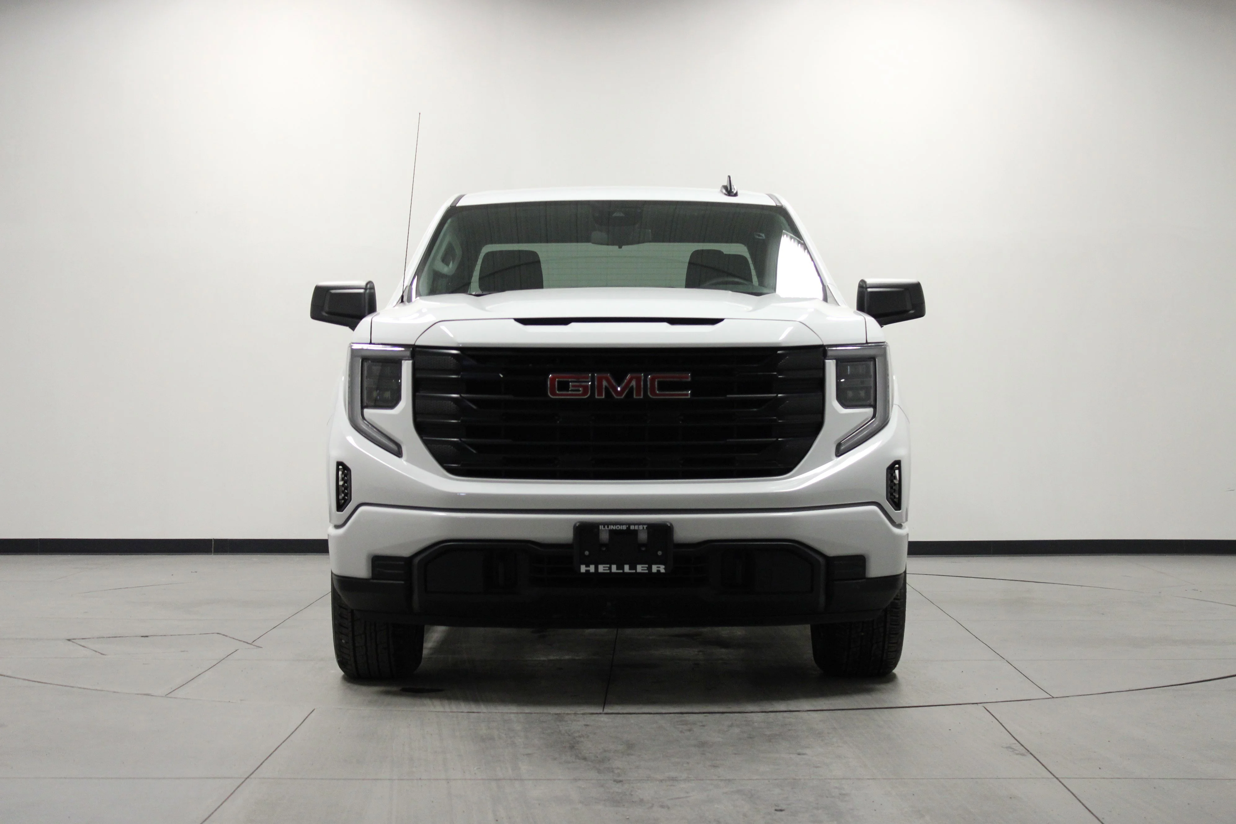 2026 GMC Sierra 1500 Pro - Photo 9