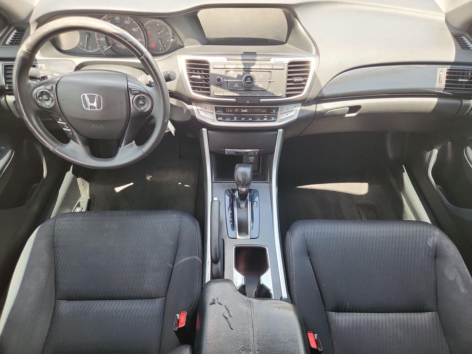 Used 2015  Honda Sport image 18