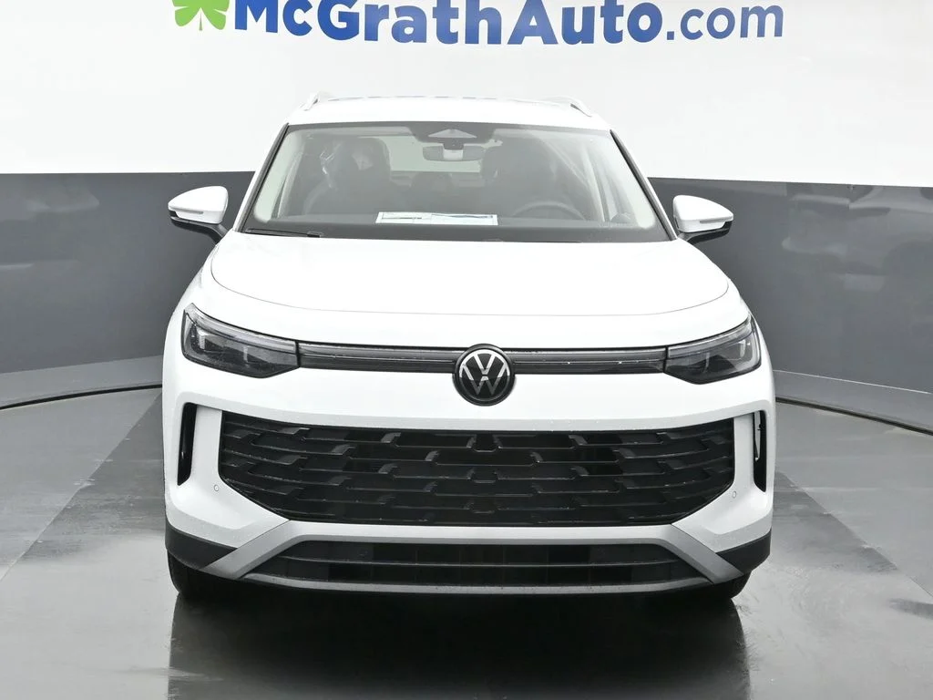 New 2026 White/off-white Volkswagen 2.0T SE image 4