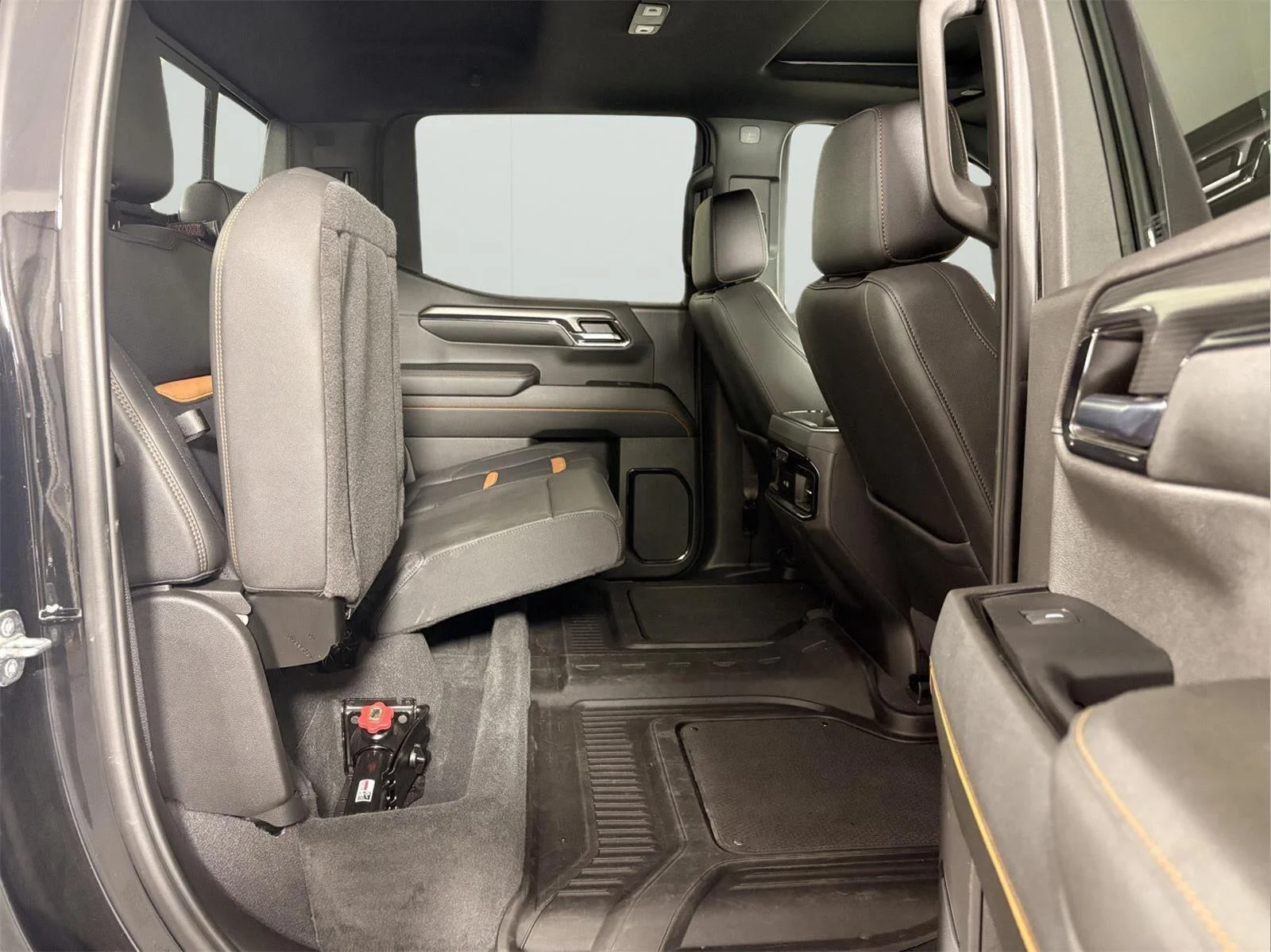 Used 2024 Onyx Black GMC AT4 image 21
