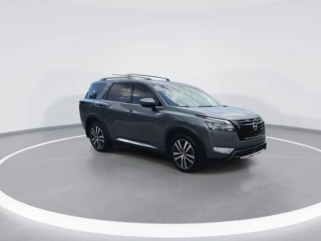 Used 2025 Gray Nissan Platinum image 2