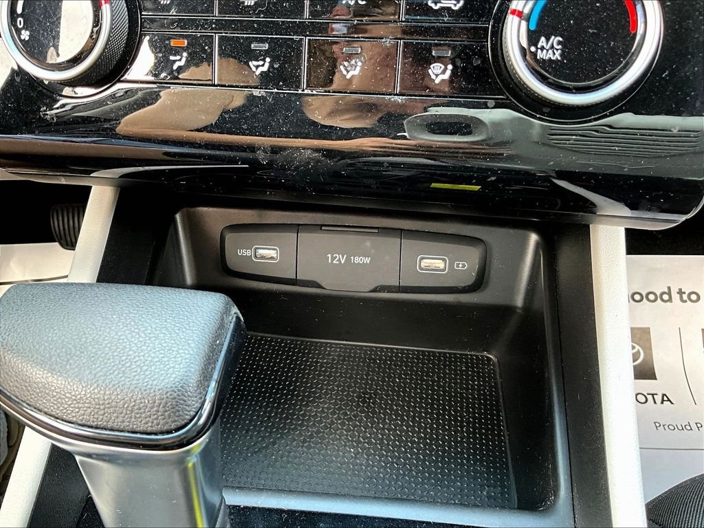 Certified Used 2022 Silver Hyundai SEL image 16