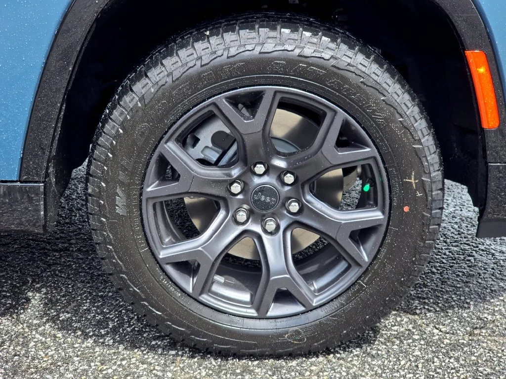New 2026 Blue Jeep Upland image 15