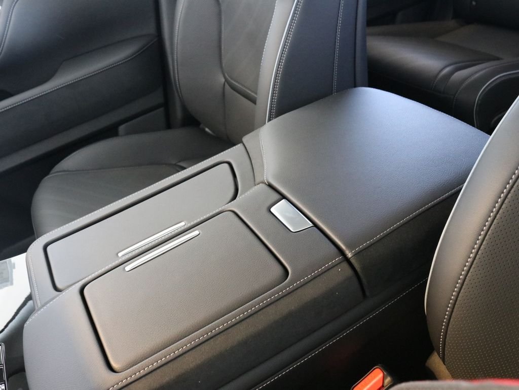 New 2026 BLACK OBSIDIAN INFINITI Luxe 4WD image 19
