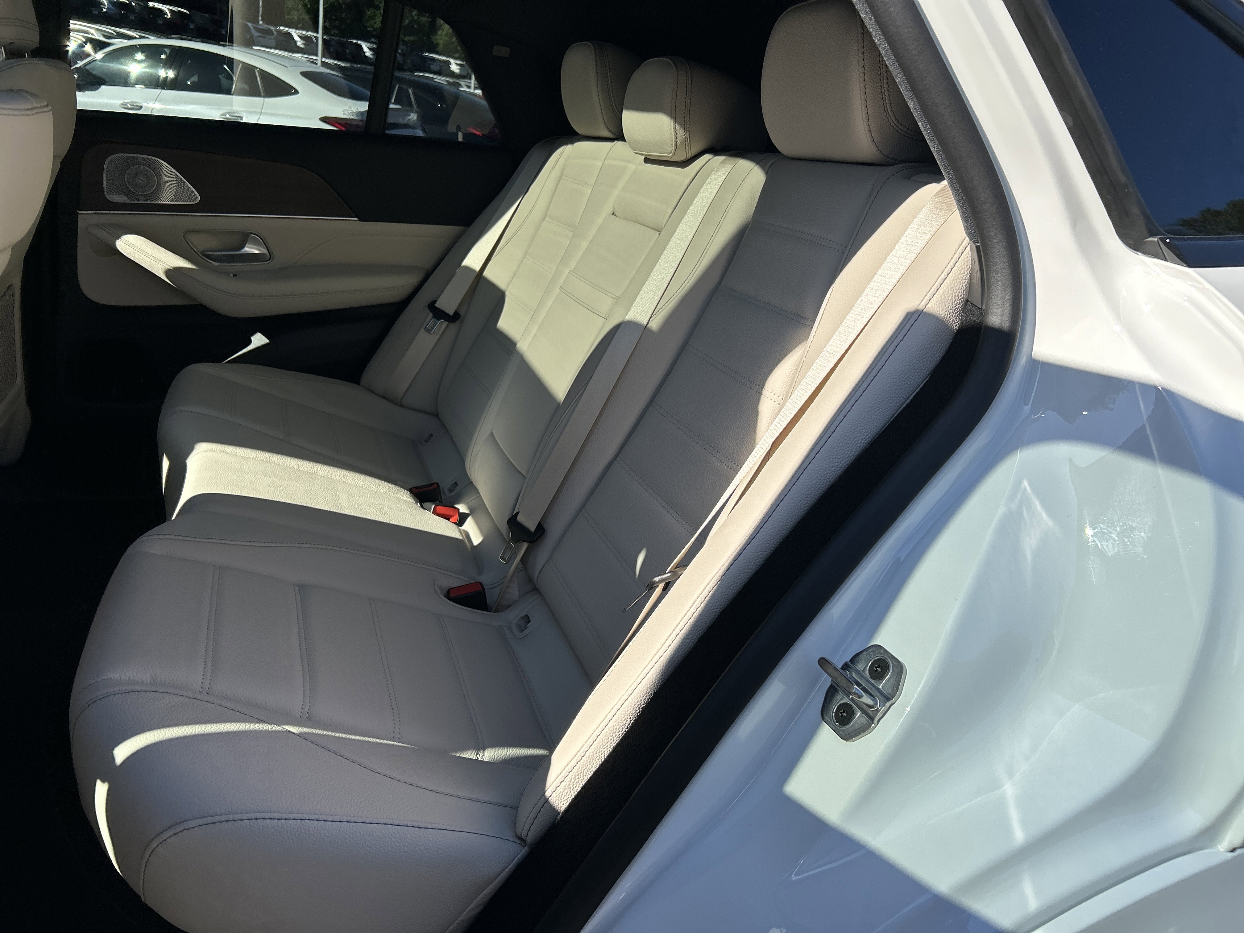 New 2026 Polar White Mercedes-Benz GLE 450 4MATIC® Coupe image 36