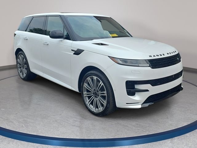 New 2026 Ostuni Pearl White Land Rover Dynamic SE image 3