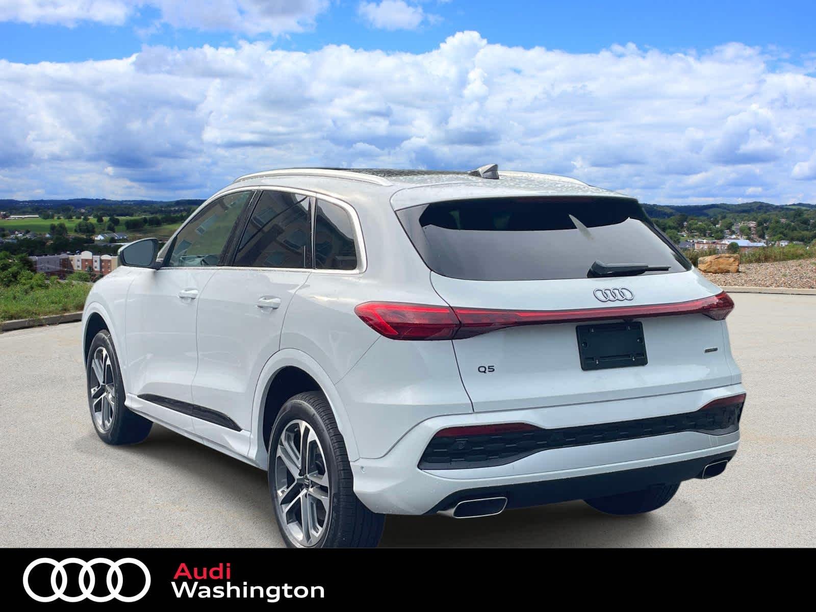New 2026 2Y2Y/White Audi Premium Plus image 9