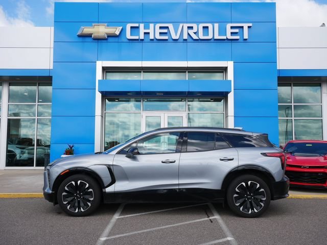 Used 2024 Chevrolet Blazer EV RS with VIN 3GNKDCRJ7RS180634 for sale in Roseville, Minnesota