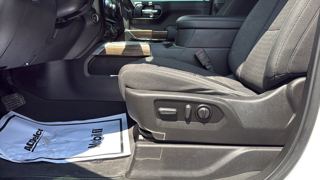 Used 2021 SUMMIT WHITE Chevrolet LT Trail Boss image 25