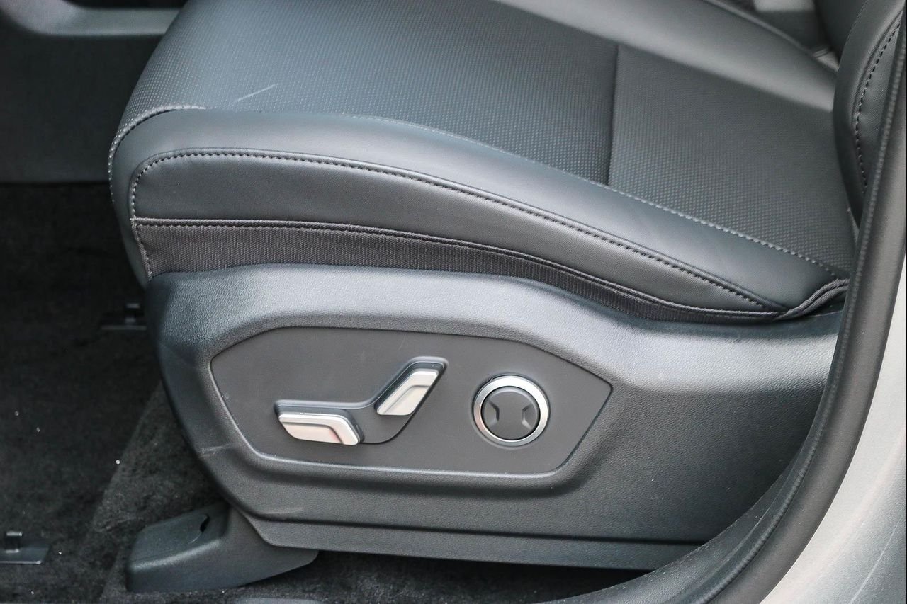 New 2026 Silver Hyundai XRT image 49