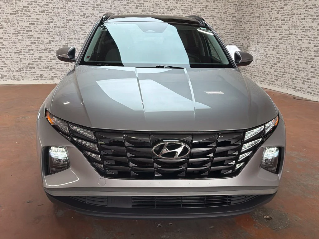 Used 2024 Shimmering Silver Hyundai SEL Convenience image 2