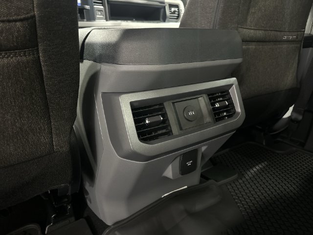 New 2027 White Ford XLT image 31