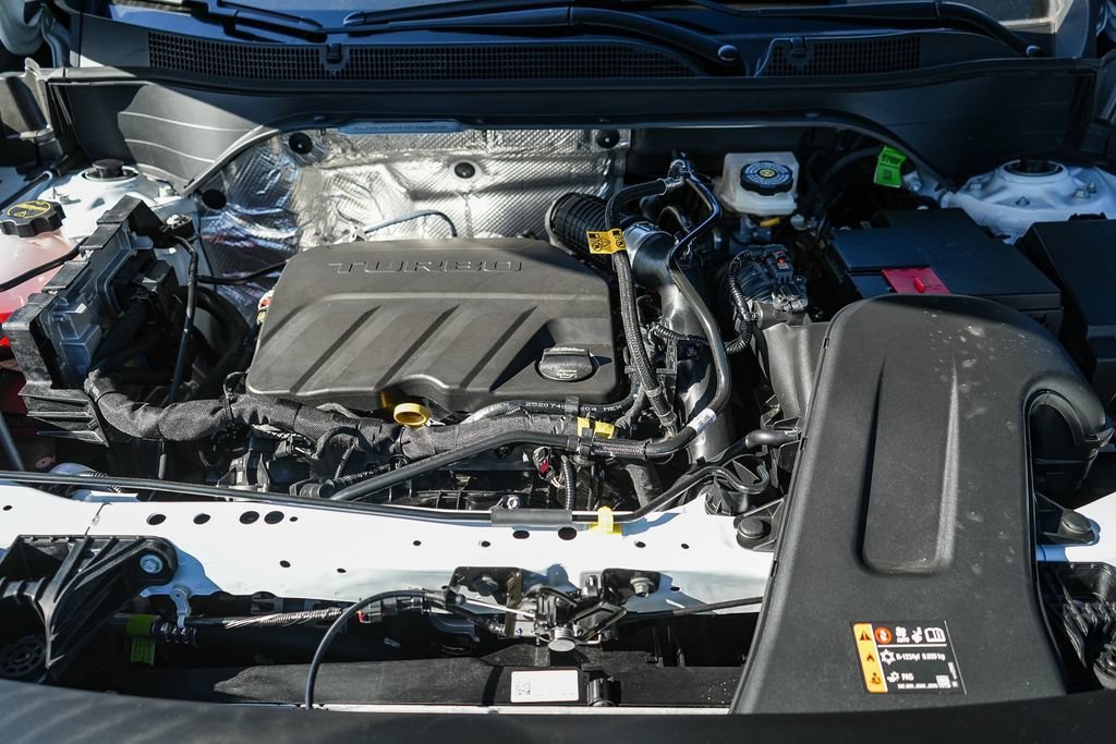 New 2026 Summit White Chevrolet LT image 25