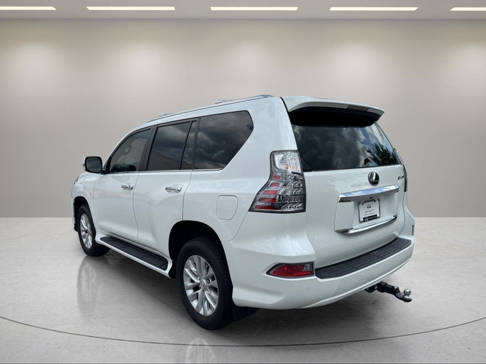Used 2021 Starfire Pearl Lexus GX 460 Premium image 3
