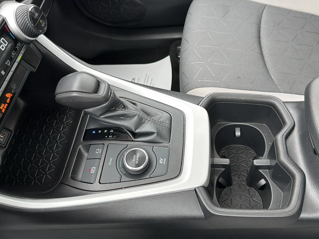 Used 2023 White Toyota XLE image 22