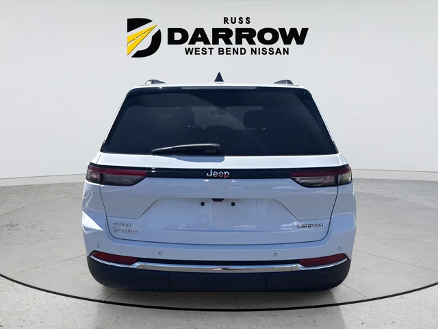 Used 2023 White Jeep Limited image 5