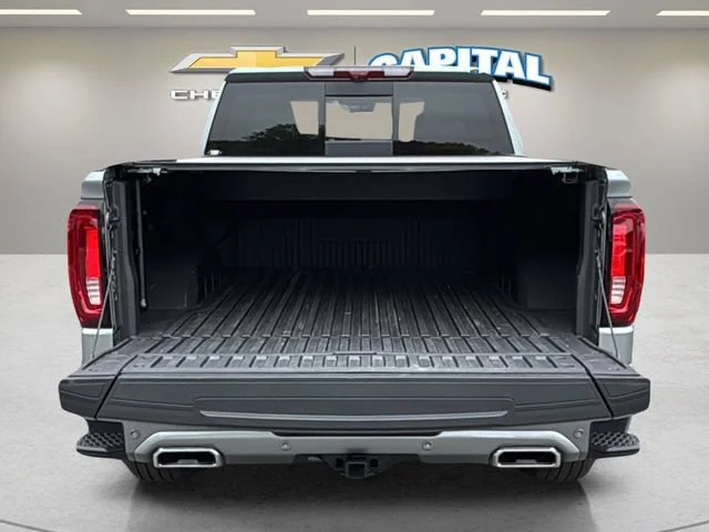 Used 2025 Sterling Metallic GMC Denali Ultimate image 32