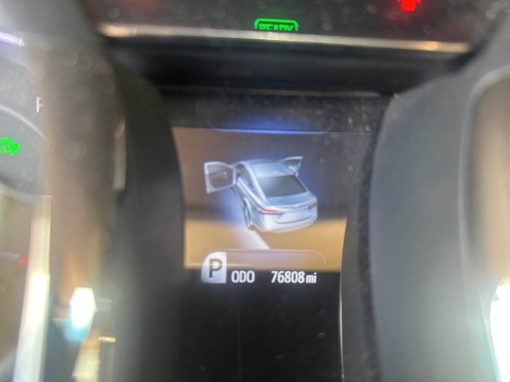 Used 2014  Toyota  image 8
