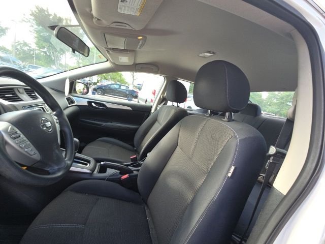 2017 Nissan Sentra S - Photo 6