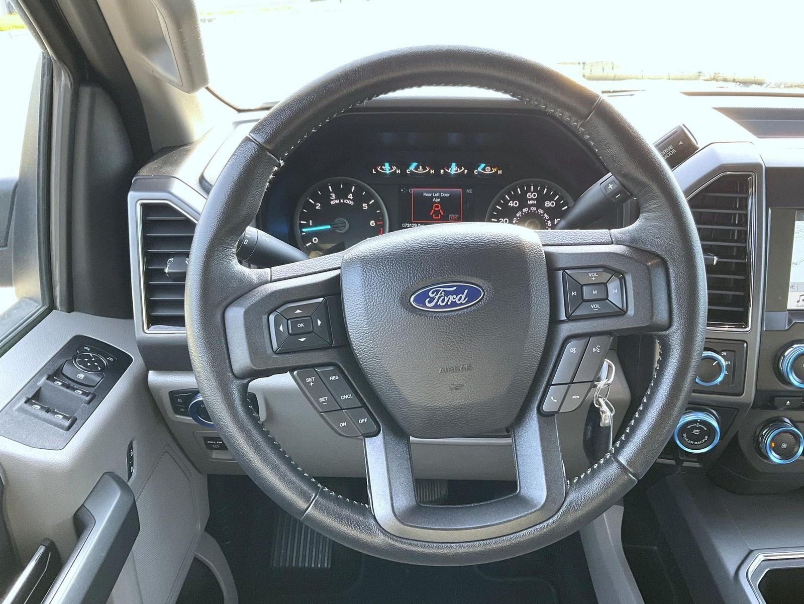 Used 2018 Gray Ford XLT image 13